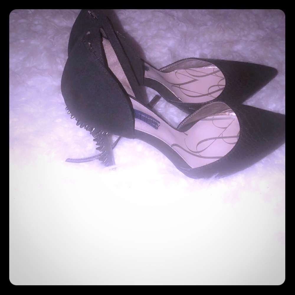 Shoe